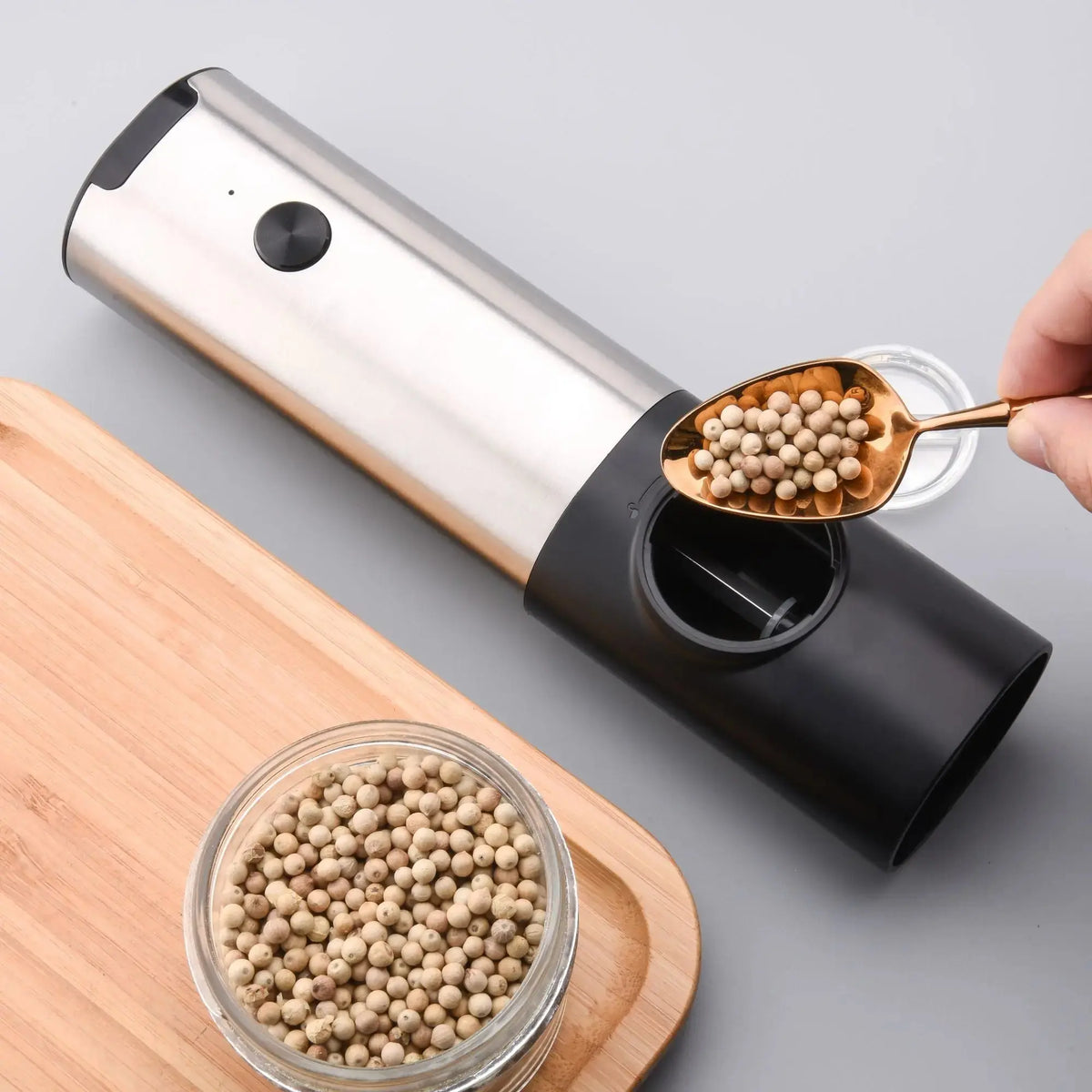 Electric Salt & Pepper Grinder Set,  USB-C Rechargeable with LED Light & Charging Dock, 5 Adjustable Coarseness Settings, One-Touch Automatic Mills for Kitchen, Dining, and Gifts Doba